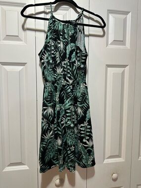 Women’s Tropical Print Halter Sundress - Black & Green